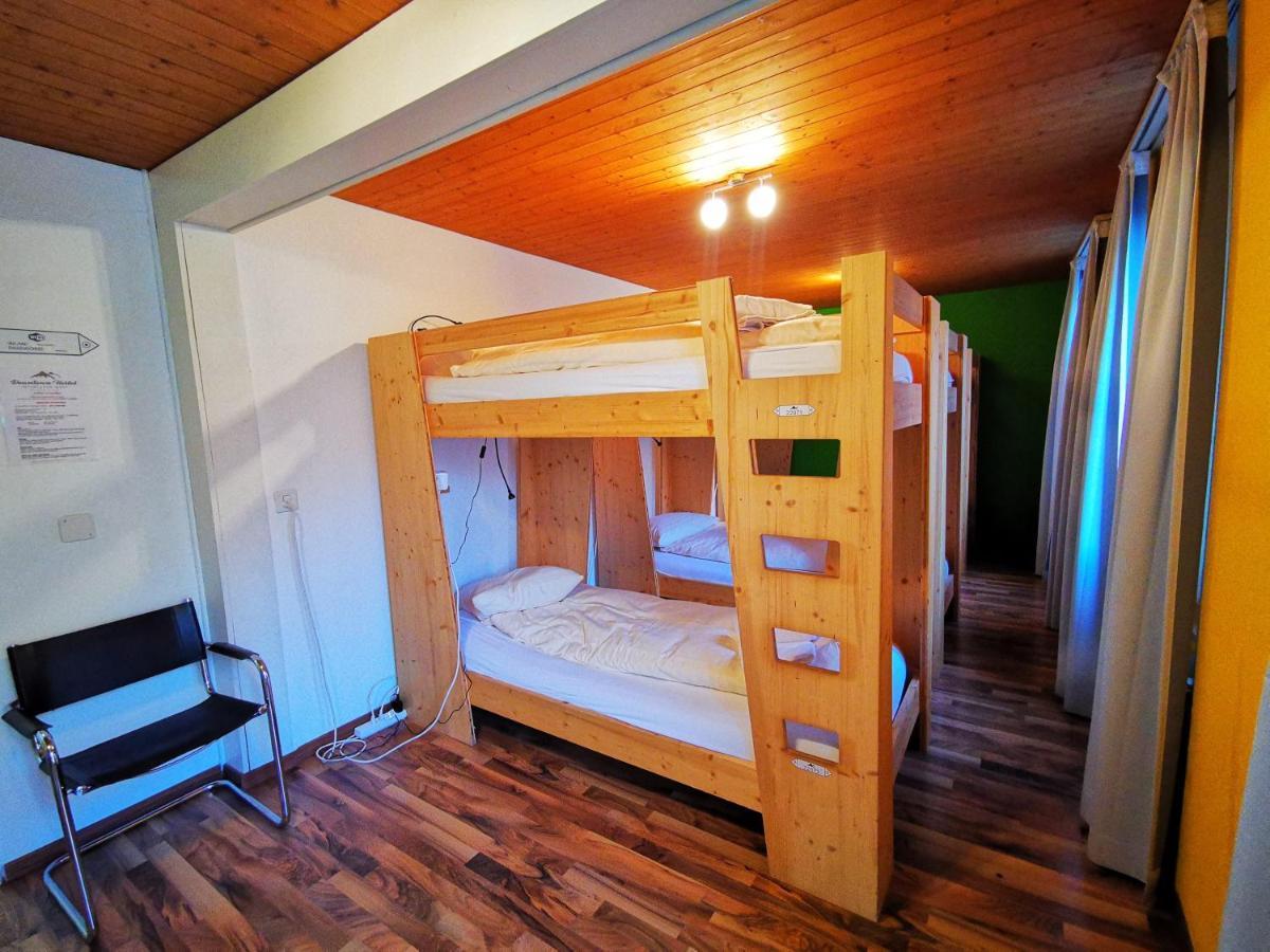 Downtown Hostel Інтерлакен Екстер'єр фото