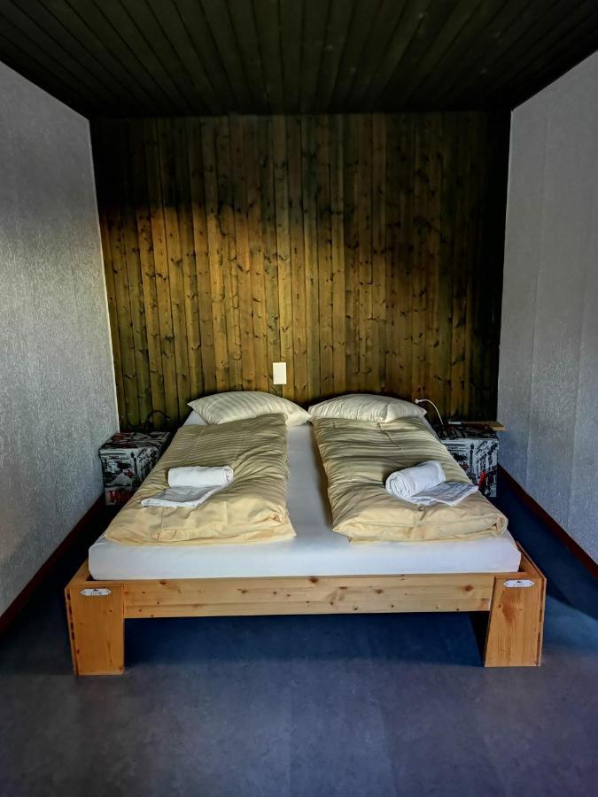 Downtown Hostel Інтерлакен Екстер'єр фото