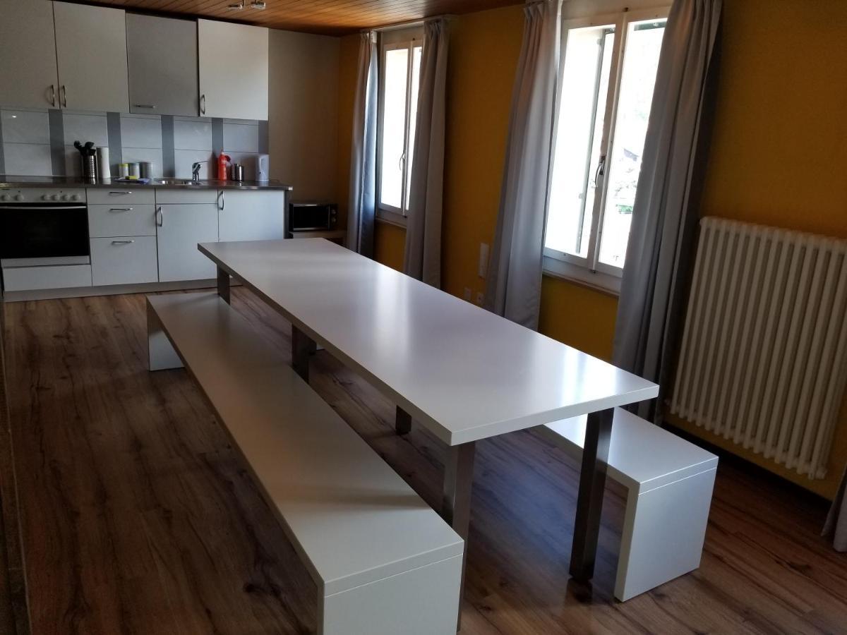 Downtown Hostel Інтерлакен Екстер'єр фото