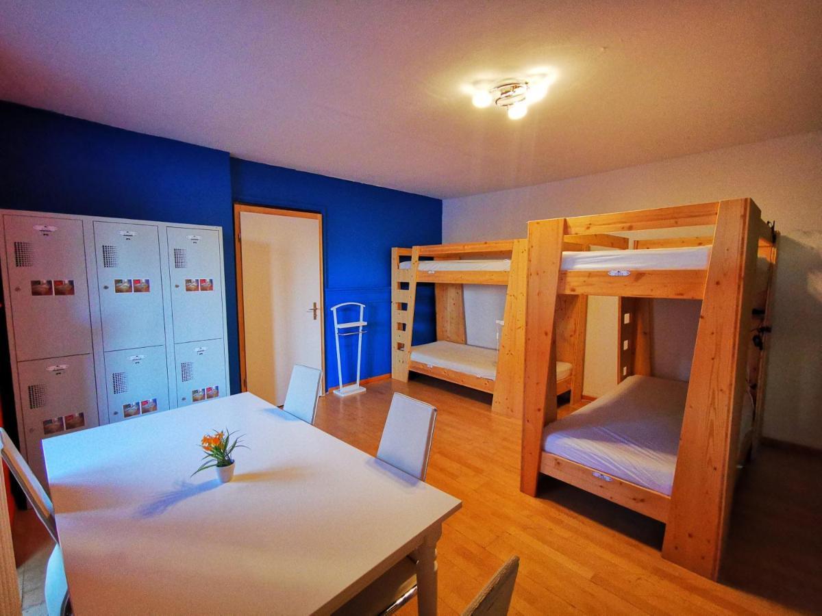 Downtown Hostel Інтерлакен Екстер'єр фото