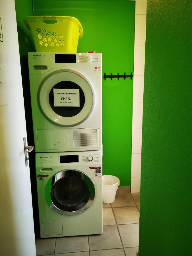 Downtown Hostel Інтерлакен Екстер'єр фото