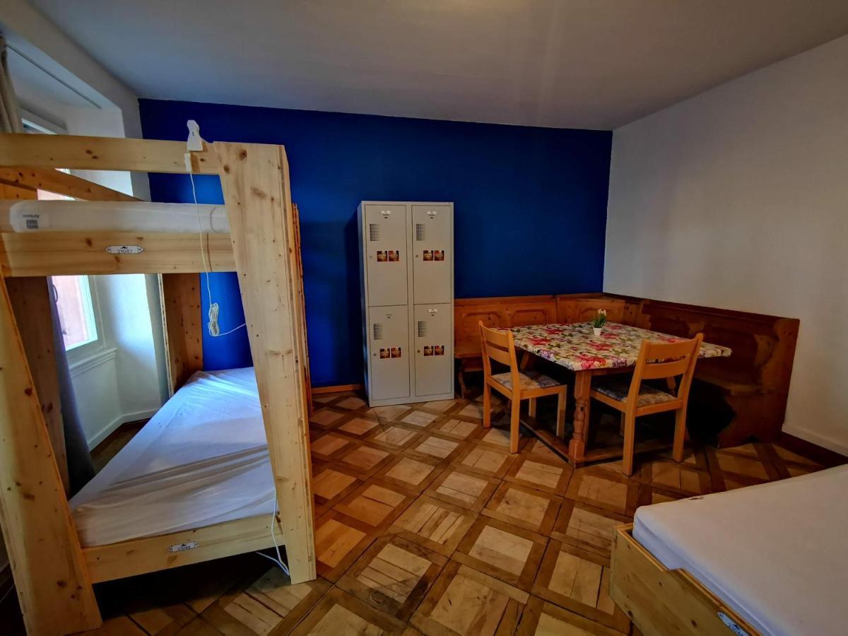 Downtown Hostel Інтерлакен Екстер'єр фото